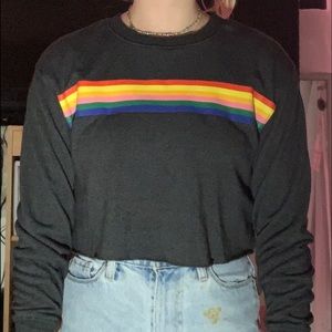 cropped long sleeved shirt